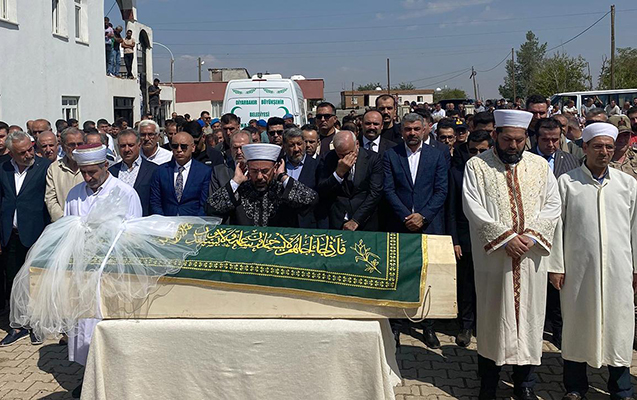 Narin dəfn edildi - FOTO