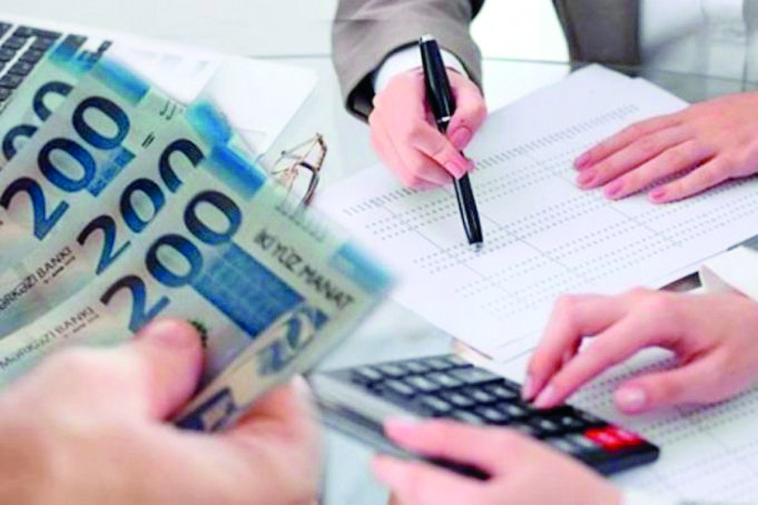 Azərbaycanda orta aylıq əməkhaqqı artıb