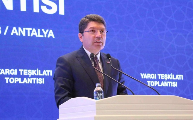 Yılmaz Tunç: Dünyada ədalətli beynəlxalq sistem qurulmalıdır