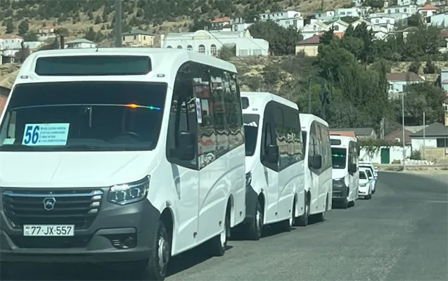 Bayılda yeni xəttə buraxılan avtobusların təkərini deşdilər - FOTO