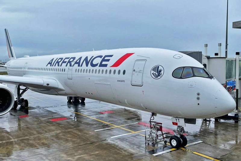 Air France Livan və İsrailə uçuşları dayandırıb