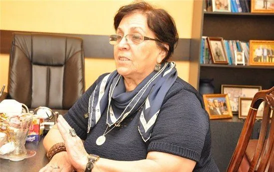 “Üç uşağını atıb küçə qızı aldı” - Novella Cəfəroğludan qalmaqallı açıqlama