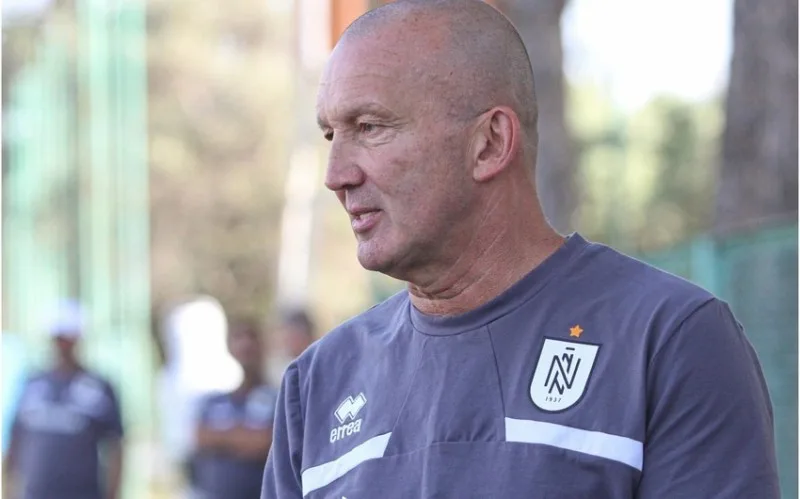 "Neftçi"nin baş məşqçisi: Təəssüf ki, azarkeşləri sevindirə bilmədik