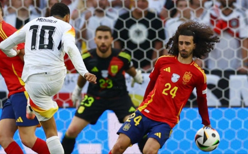 UEFA Avropa çempionatında hakim səhvini etiraf edib