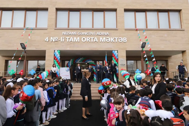 Nazir Xankəndidə ilk dərs günündə iştirak edib