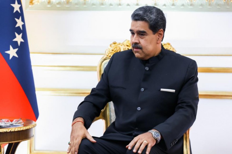 Maduro “WhatsApp”-ı casusluqda ittiham etdi