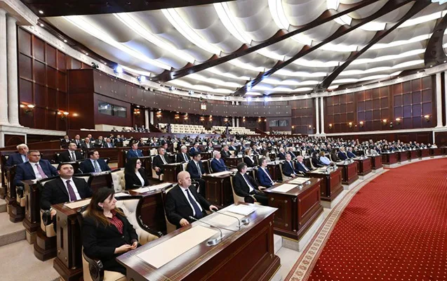 Deputat vəsiqələri təqdim edilib, komitələr formalaşdırılıb - YENİLƏNİB