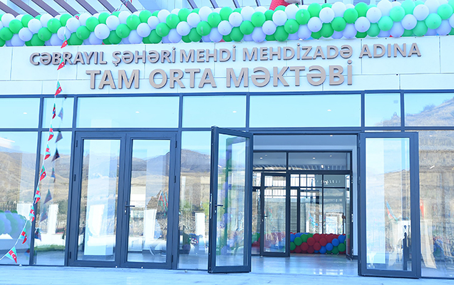 Cəbrayılda ilk dərs günündən - FOTOLAR