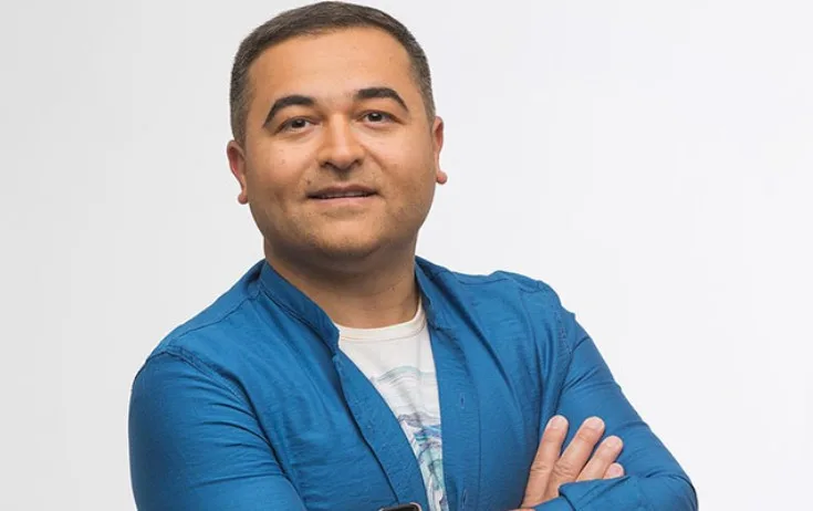 İlkin onu tənqid edən şəxsin mesajlarını paylaşdı