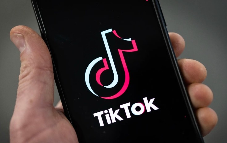 Tiktok əməkdaşlarını süni intellektlə əvəz edir