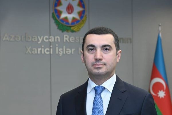 Rəsmi Bakıdan fransalı nazirə CAVAB