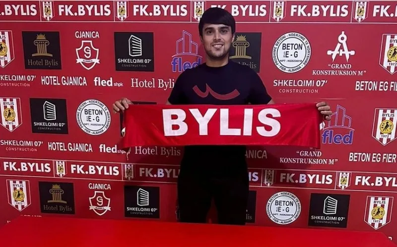 Amil Yunanov Albaniya klubundan ayrıldı
