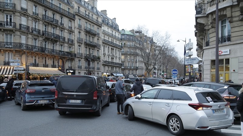 Parisin mərkəzində məhdud trafik zonası yaradılıb