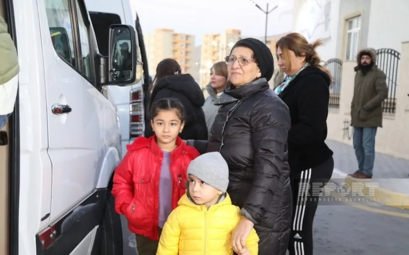 Növbəti köç karvanı Cəbrayıl şəhərinə çatıb, açarlar təqdim olunub - YENİLƏNİB