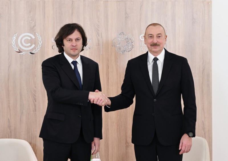 İlham Əliyev Gürcüstanın Baş naziri ilə görüşüb - FOTO