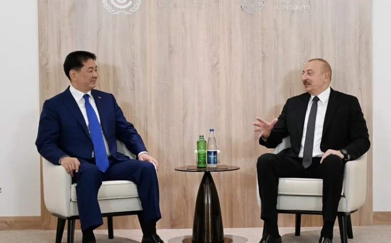 İlham Əliyev Monqolustan Prezidenti ilə görüşüb - FOTOLAR
