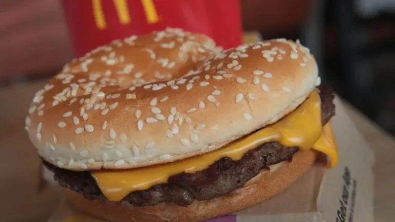 "McDonald's" məhsullarında xəstəlik aşkar edildi - YENƏ...