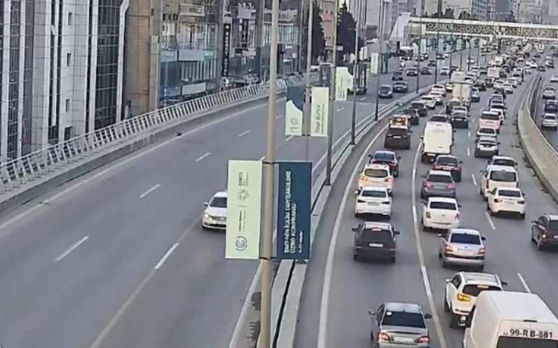 Bakının bu yollarında tıxac var - SİYAHI