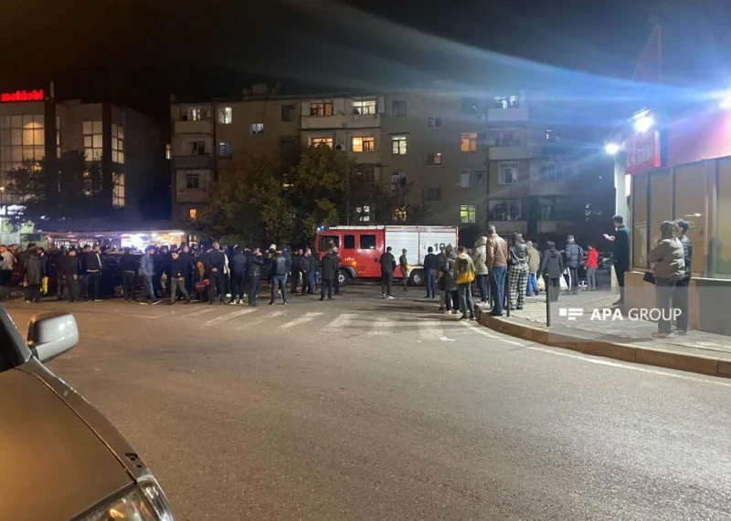 Bakıda 7 avtomobil toqquşdu - Xəsarət alanlar var
