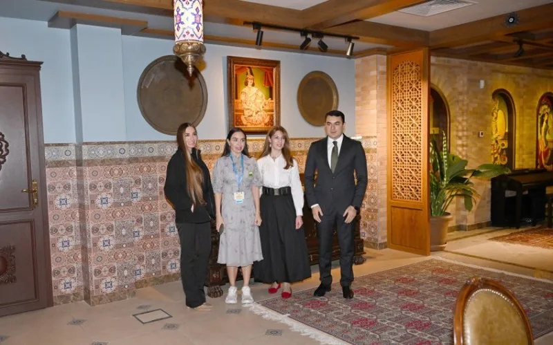 Leyla Əliyeva və Arzu Əliyeva Milli İncəsənət Muzeyində təşkil olunan sərgilərdə - FOTOLAR