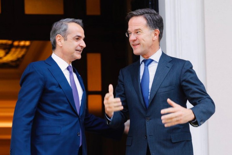 Rutte Mitsotakis ilə görüşdü