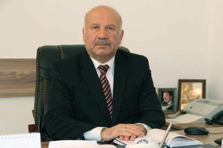 Deputatdan SƏRT SÖZLƏR: İnsanları QICIQLANDIRMAYIN