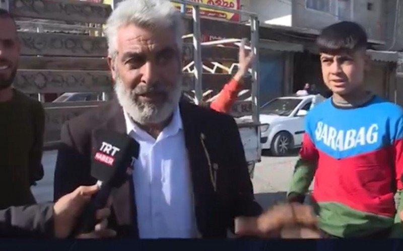 Mənbicdə  Azərbaycan bayrağı, Qarabağ yazısı görünüb