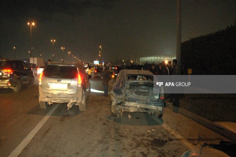 Bakıda dörd Toyota toqquşdu 