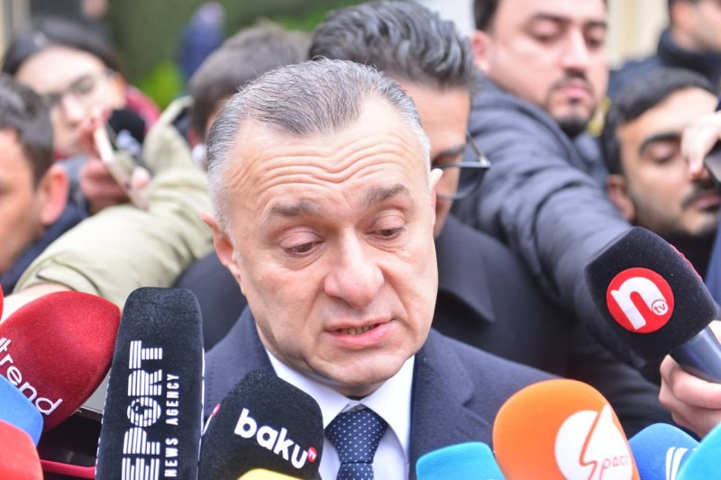 Süni və yanlış gözəllik standartları təlqin edilir - Nazir