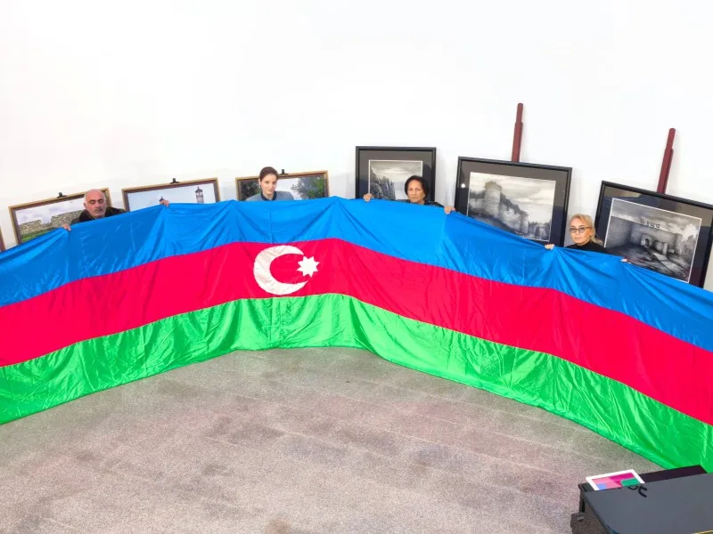 Virciniyadan Şuşaya Azərbaycan bayrağı gətirdilər - FOTOLAR