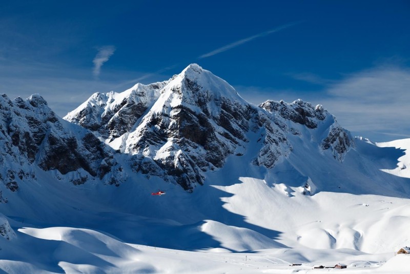 İtaliyada itkin düşən alpinistlərin axtarışı dayandırıldı