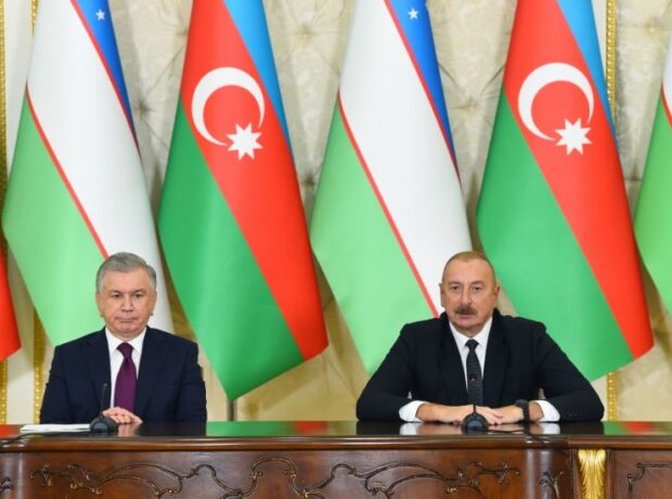 Şavkat Mirziyoyev İlham Əliyevə başsağlığı verdi