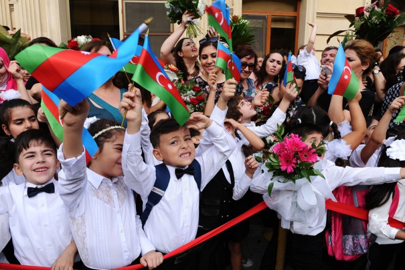 Bakı məktəblilərinin sayı açıqlandı