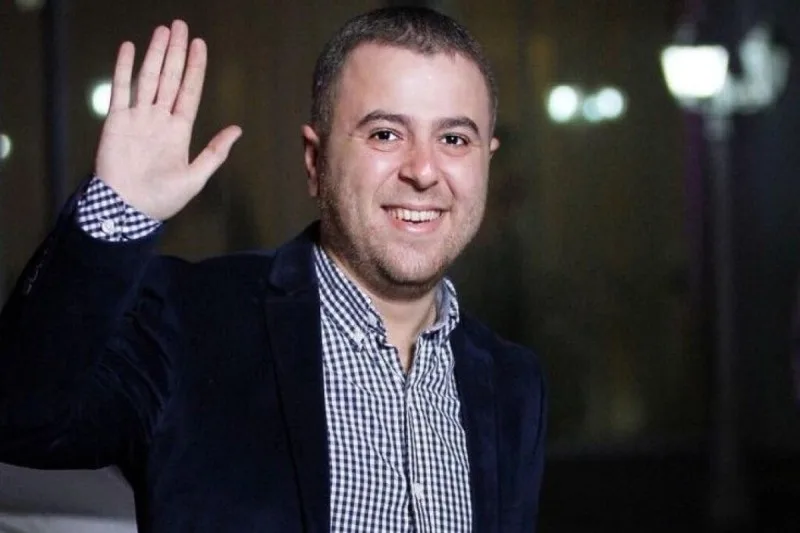 Həkimlər aktyor Azər Baxşəliyevin ürəyinin fəaliyyətini bərpa edib, süni tənəffüs aparatına qoşulub - YENİLƏNİB