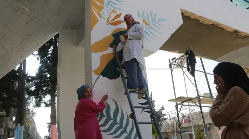 Suriyalı gənclər Dəməşqə yeni nəfəs gətirir - FOTOLAR