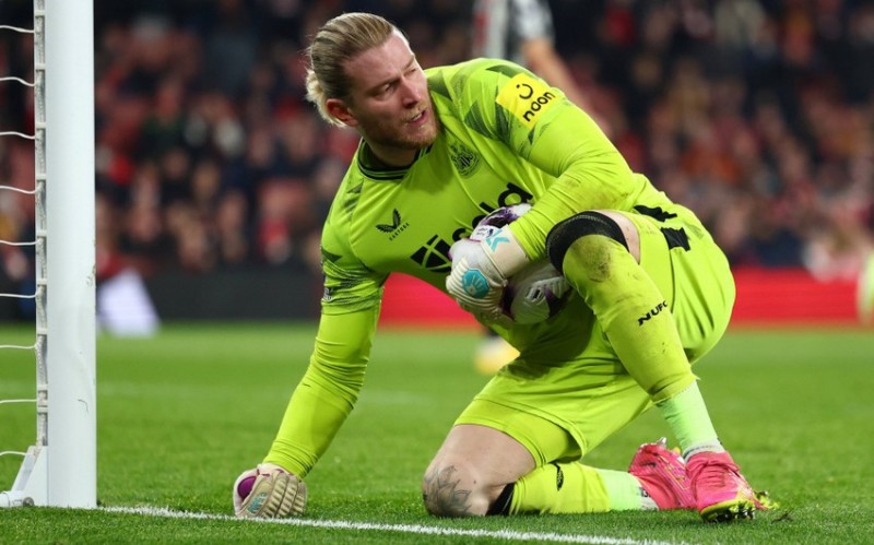 Karius II Bundesliqa klubu ilə anlaşdı