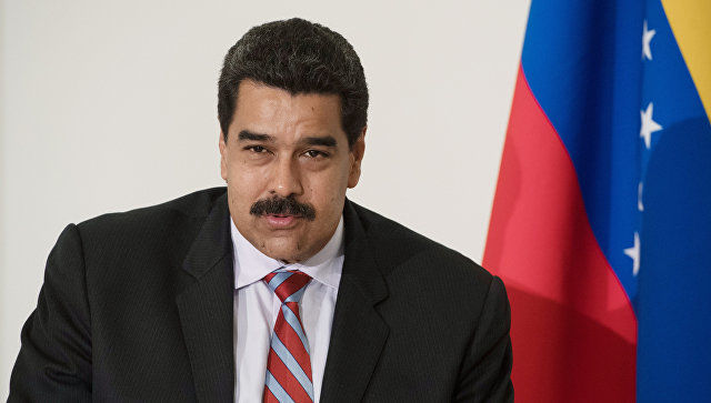 Maduro Belarusa gəlir 