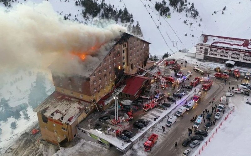 Hoteldə baş verən yanğın ilə bağlı 4 nəfər saxlanıldı