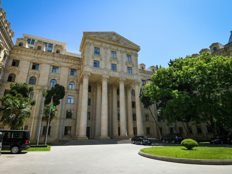 XİN inzibati vəzifənin tutulması üzrə ümumi müsahibə elan edir