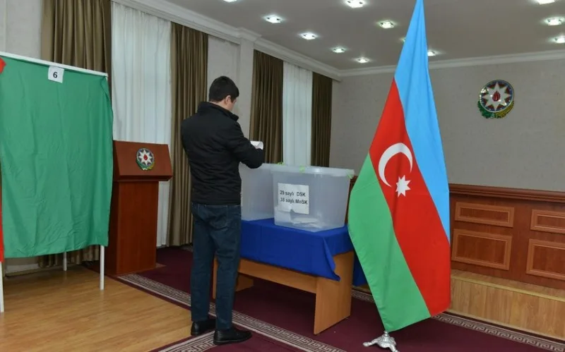 Cəzaçəkmə müəssisələrində səsvermə prosesi keçirilib
