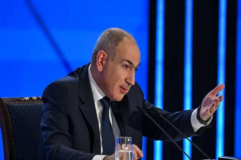 Paşinyan: "Biz təkcə beynəlxalq instansiyalardan iddiaları geri götürməməliyik"