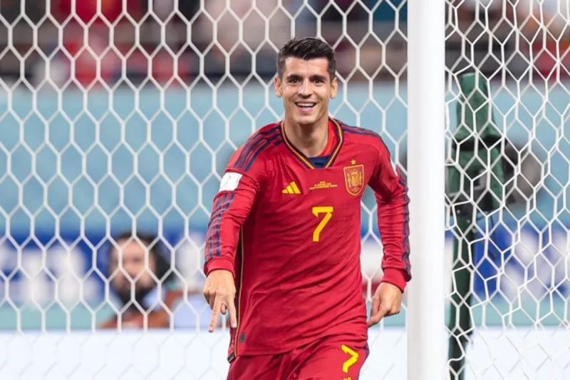 Alvaro Morata "Qalatasaray"a keçir