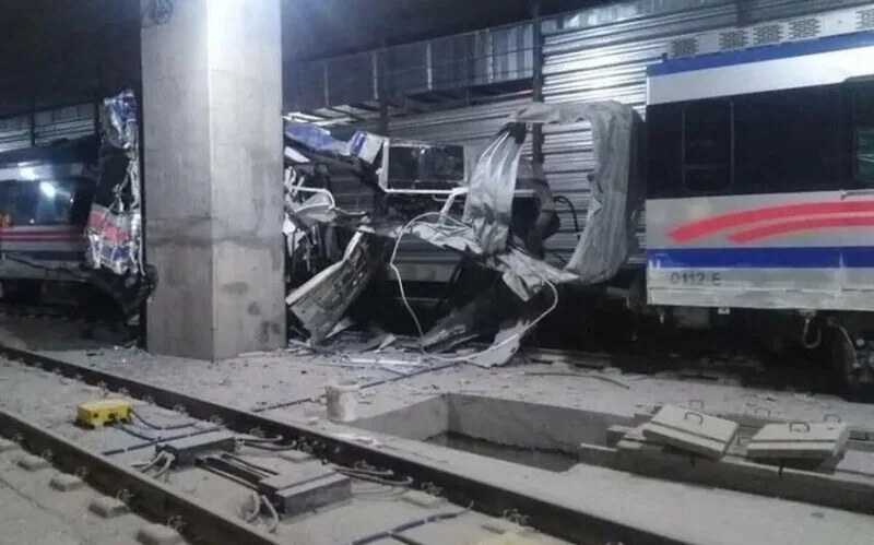İranda metro stansiyasında tunel uçdu