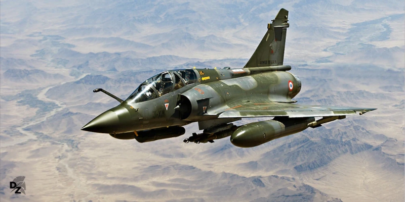 Fransa ilk Mirage 2000 qırıcılarını Ukraynaya təhvil verdi - FOTO