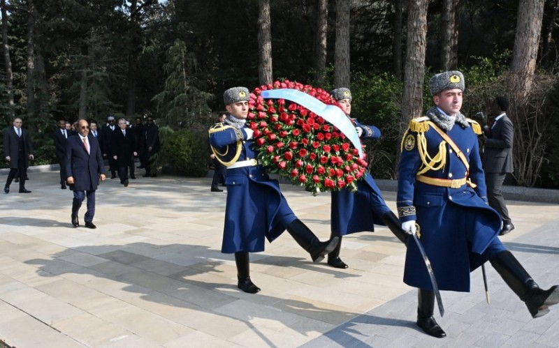 Hasan Şeyx Mahmud Heydər Əliyevin xatirəsini anıb - FOTOLAR