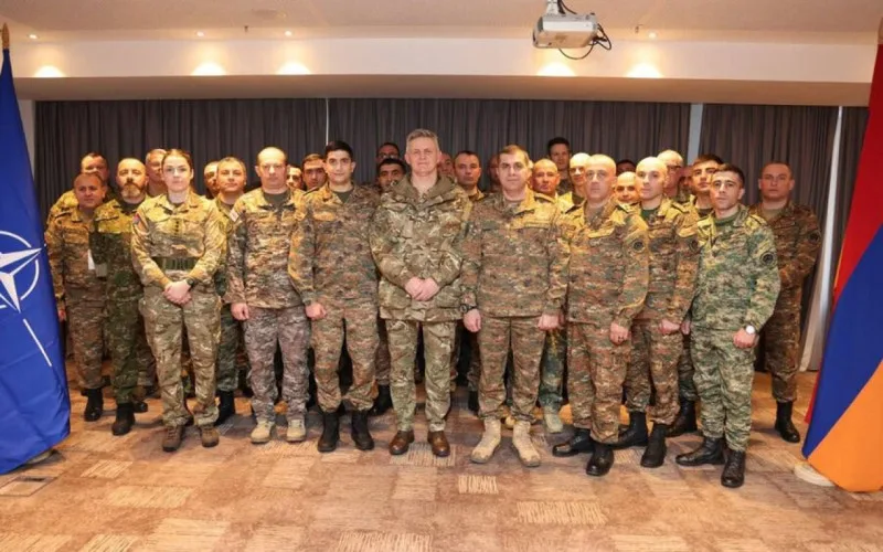 NATO nümayəndələri Ermənistana getdi