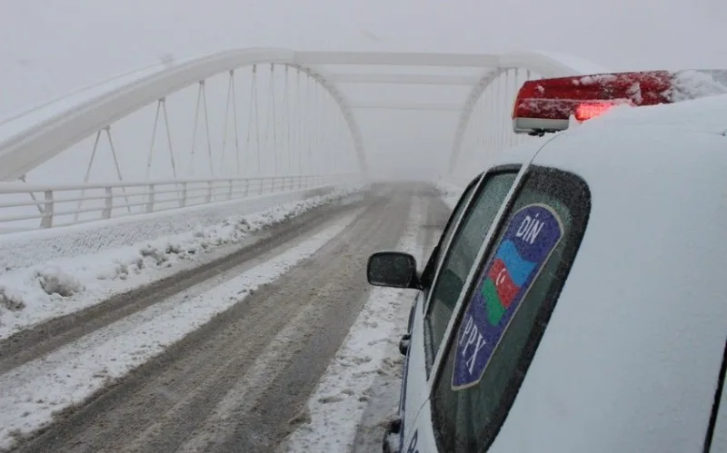 Yollar buz bağlayıb - XƏBƏRDARLIQ