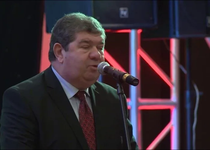 Vəfat edən tanınmış professor məzarını öncədən alıbmış - Qızından AÇIQLAMA