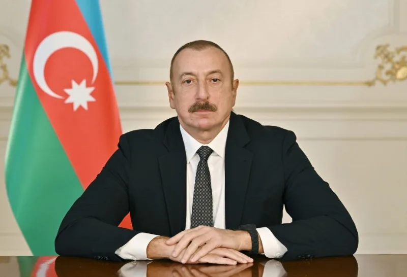 İlham Əliyev Küveytin Əmirini təbrik etdi