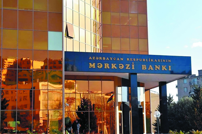 Azərbaycan Mərkəzi Bankının valyuta ehtiyatları 6 %-ə yaxın azalıb